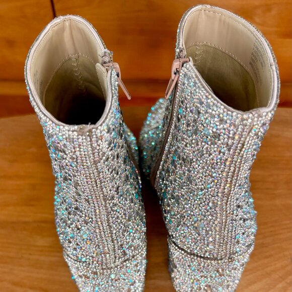 Betsey Johnson Glass & Rhinestone Ankle Bootie Size 7.5 EUC Silver Boot Glitter - Picture 2 of 13